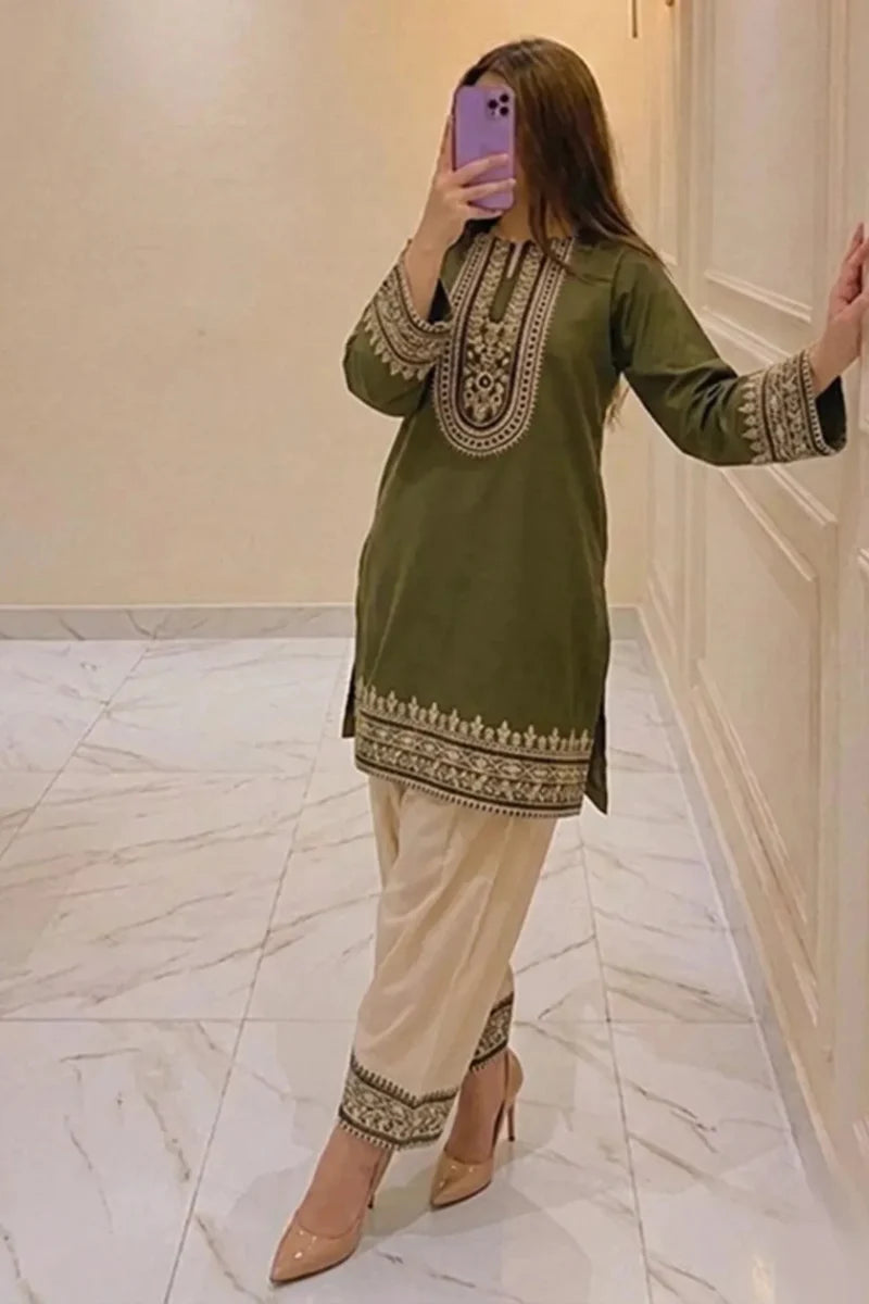 Shehnai – Embroidered 2 Piece