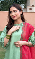 Pista-Gulnar– Embroidered 2 Piece