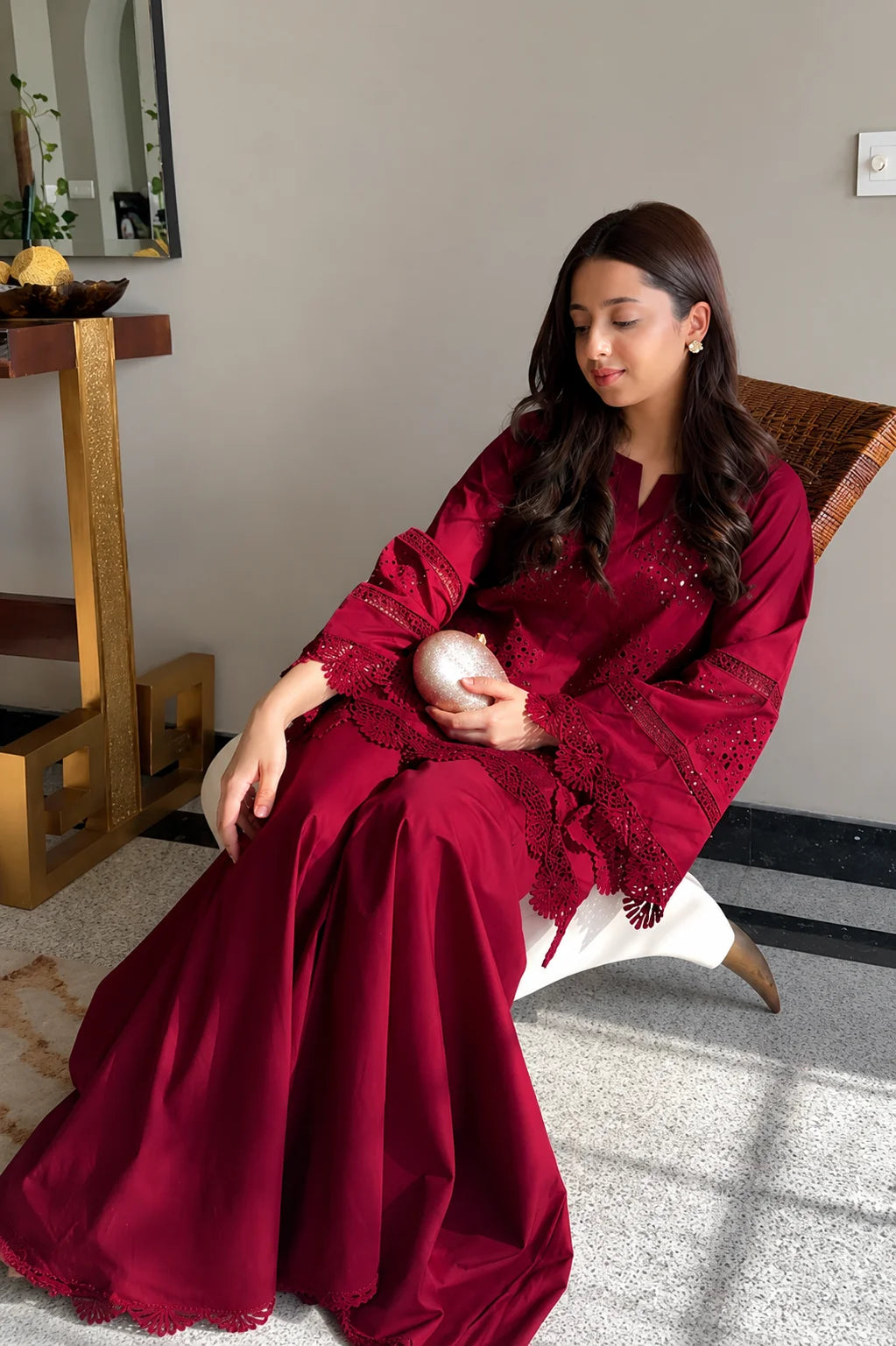 Roop – Embroidered 2 Piece
