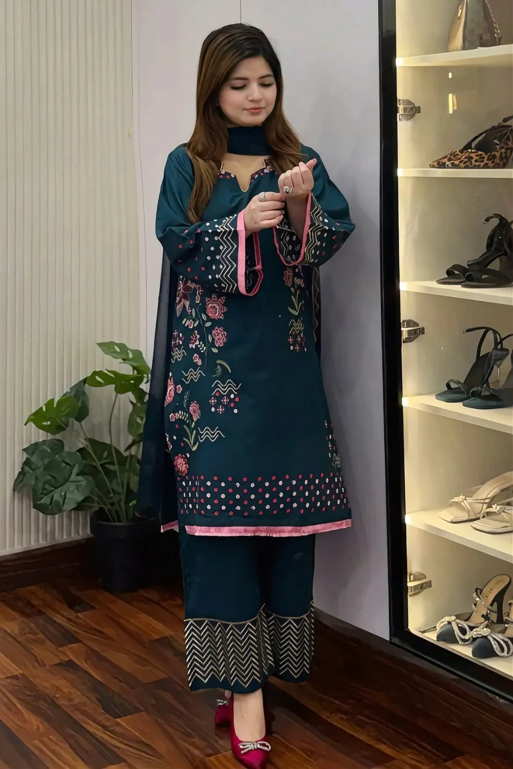 Zarmeen– Embroidered 3 Piece