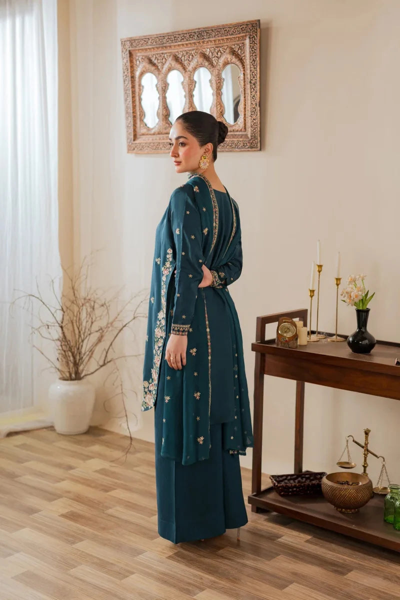Ruhi– Embroidered 3 Piece