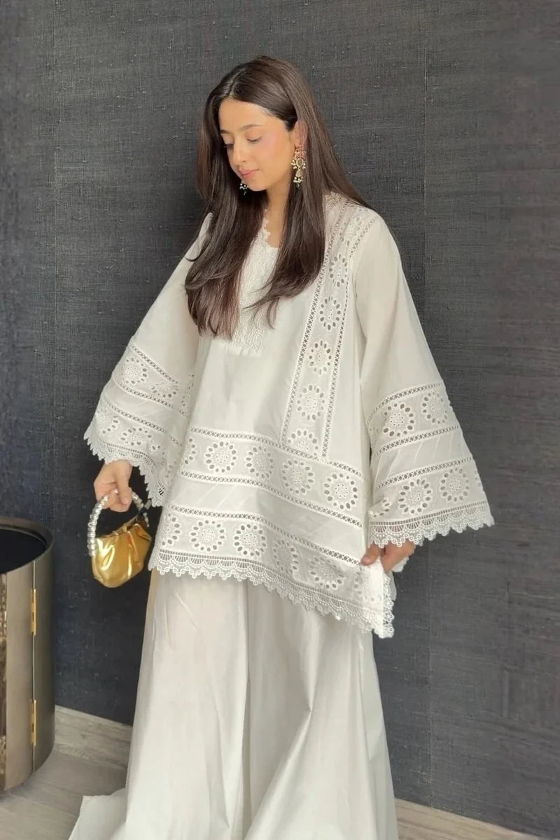 Aaina – Embroidered 2 Piece