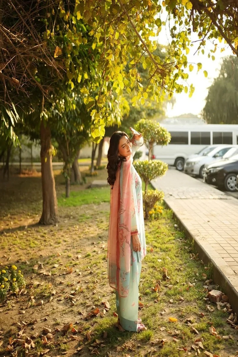 Roshan Ara– Embroidered 3 Piece