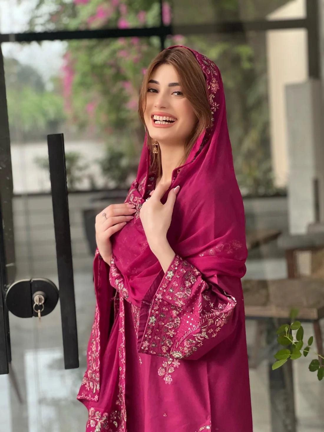 Mahnoor– Embroidered 3 Piece