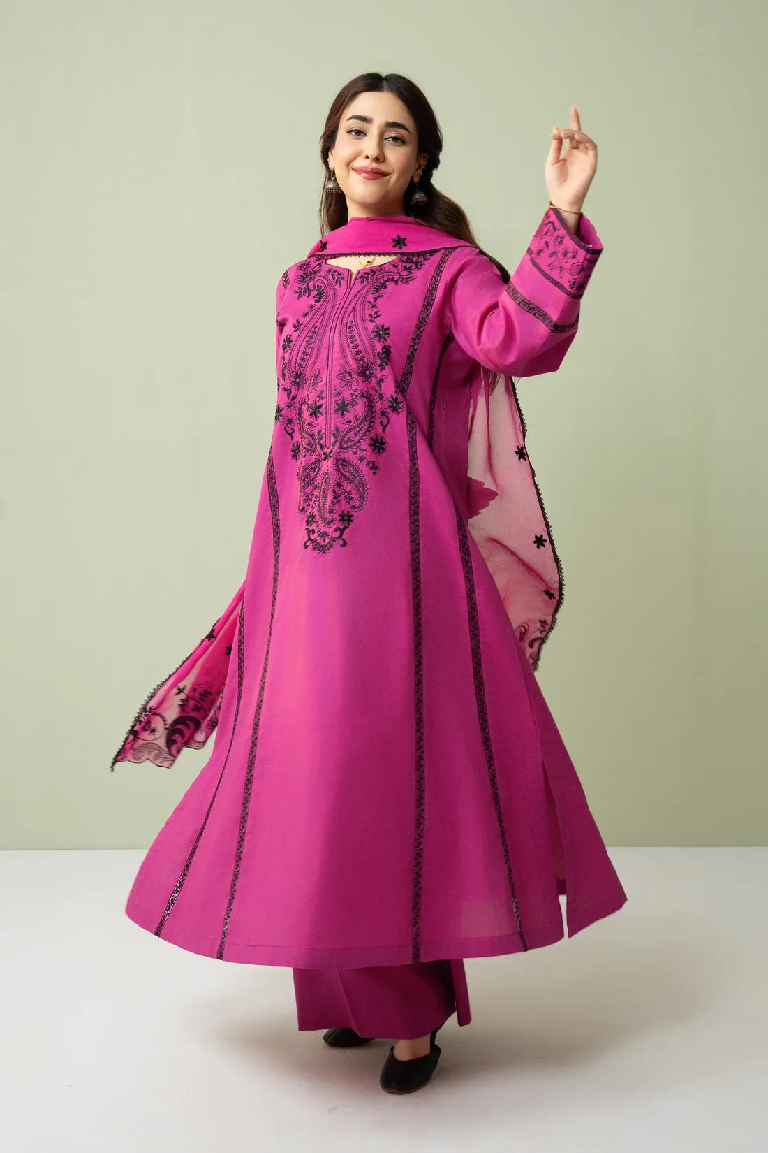 Haseen – Embroidered 3 Piece