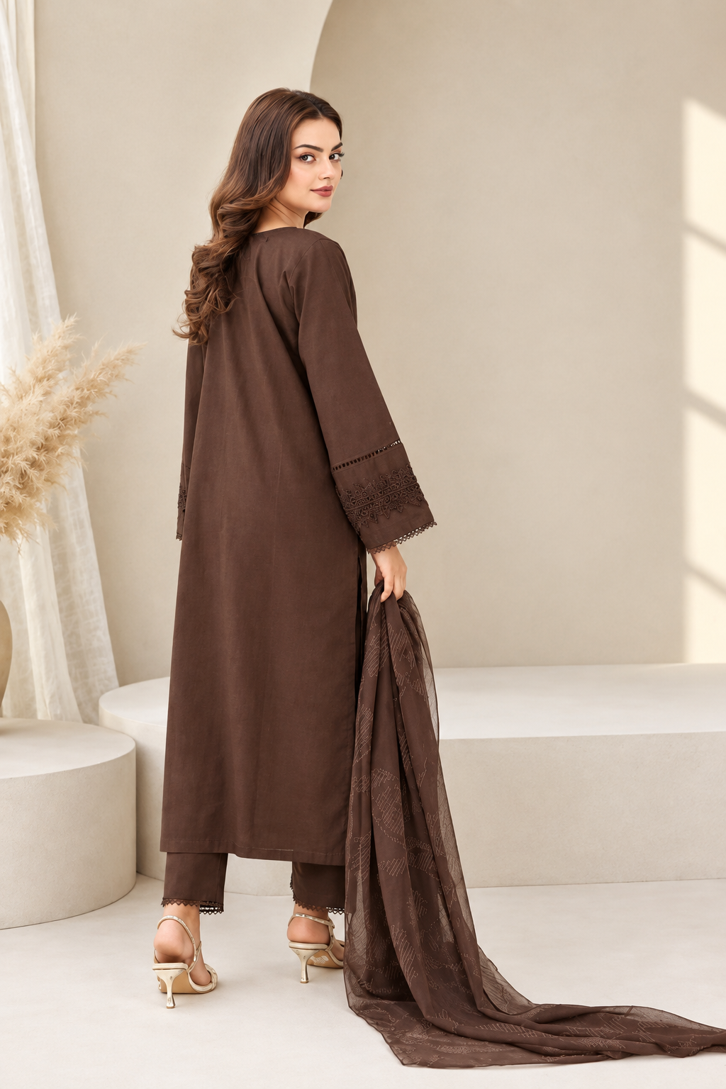 Zarina– Embroidered 3 Piece