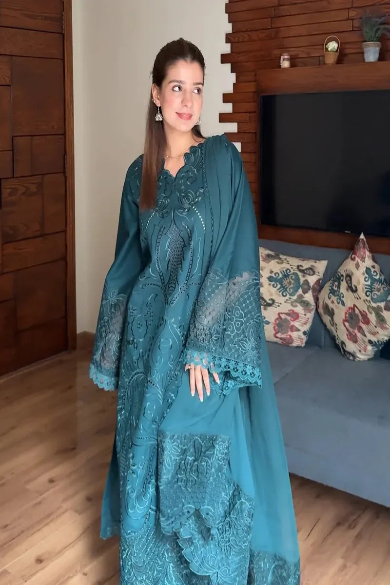 Shabnam-e-Gul – Embroidered 3 Piece