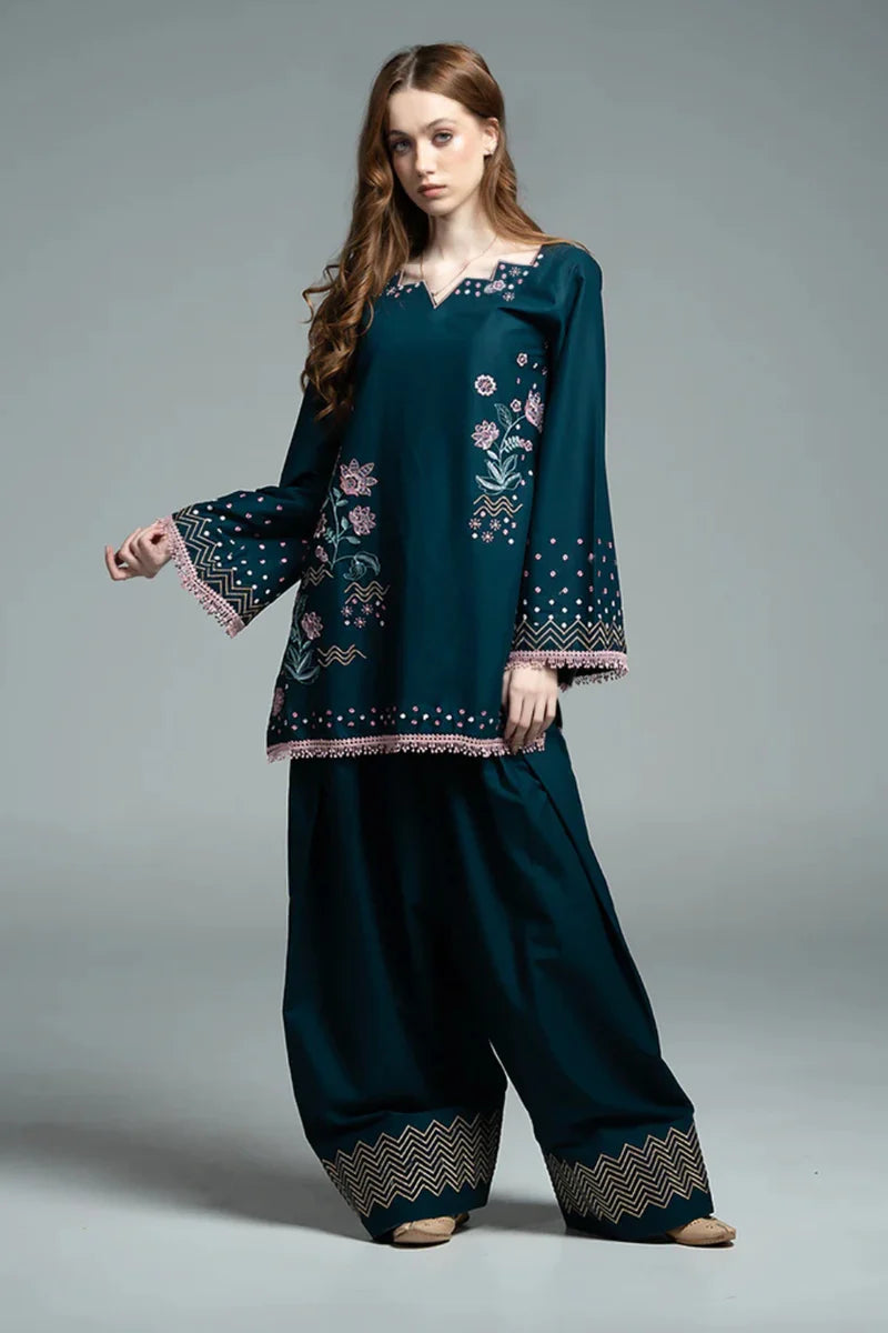 Dilfareb Embroidered 3-piece