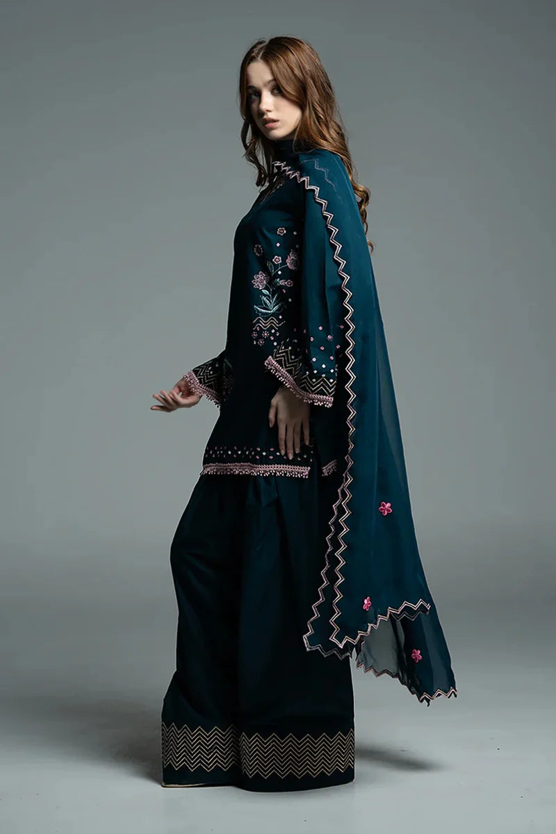 Dilfareb Embroidered 3-piece