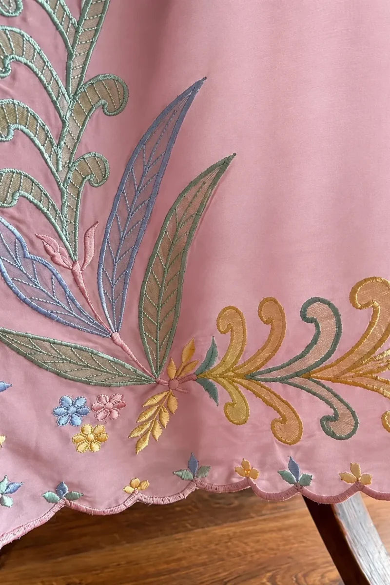 Resham-e-Noor – Embroidered 3 Piece
